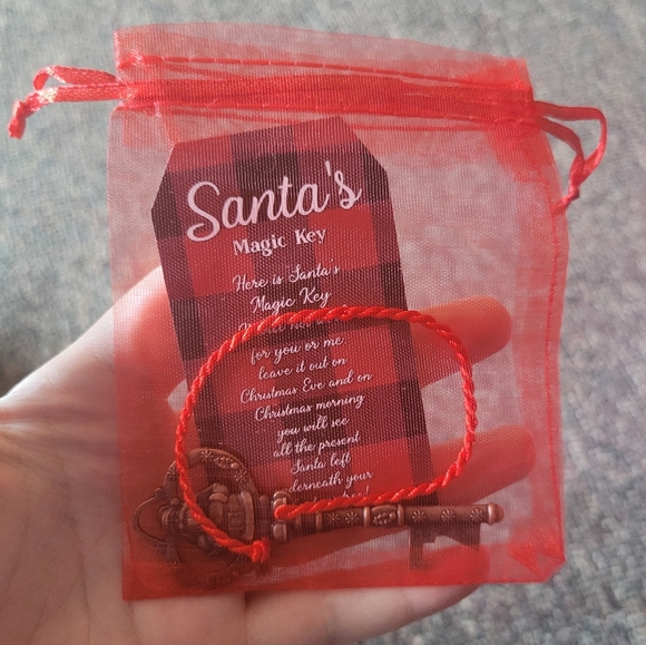 😱$1 Set of 2 Santa key ornaments - Picture 6 of 8